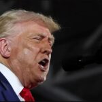 Donald Trump culpa a Biden por primera caída del PIB estadunidense en tres años