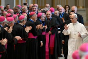 Papa León XIV advierte: “La dignidad humana corre el riesgo de ser aniquilada por algoritmos”