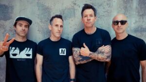 Simple Plan celebra 25 años de abanderar el punk-pop con íntimo documental