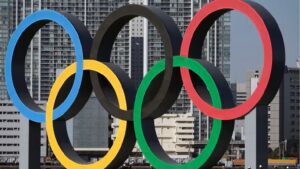Comité Olímpico de EU prohíbe a mujeres trans competir en deportes femeninos