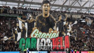 LAFC honra a Carlos Vela con emotivo homenaje y goleada