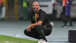 Entrenador de Nigeria acusó al cuerpo técnico del Congo por hacer vudú durante los penales