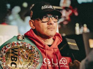 José Benavídez padre de David Benavidez lanza dura crítica a ‘Canelo’ Álvarez: “está acabado”
