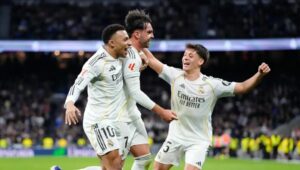 Real Madrid le regala su primer triunfo a Álvaro Arbeloa en un tenso partido ante el Levante