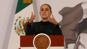 Claudia Sheinbaum anuncia que militares y funcionarios ya no se trasladarán en aviones de Estados Unidos para capacitación