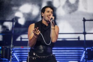 Sebastián Yatra anuncia su regreso a México con la gira ‘Entre Tanta Gente’