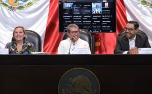 Ricardo Monreal inaugura seminario de capacitación legislativa para ciudadanos mayores de 28 años