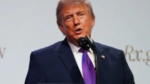 Donald Trump cree que el Tribunal Supremo de Estados Unidos resolverá a favor de mantener la ciudadanía por nacimiento