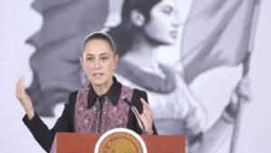 Claudia Sheinbaum sobre candidatura del Movimiento del Sombrero en Michoacán: “No se le cierra la puerta a nadie”