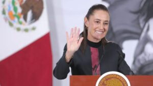 Claudia Sheinbaum cumple 64 años; le cantan las Mañanitas en Palacio Nacional