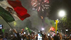 Fallecen tres personas por asfixia durante festejos por triunfo de México en CdMx