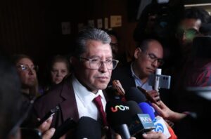 Ricardo Monreal recomienda a Marina del Pilar que denuncie el presunto espionaje