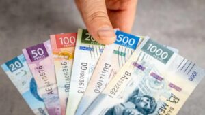 ¿Qué pasa si pagas con un billete falso? Estas son las sanciones en México