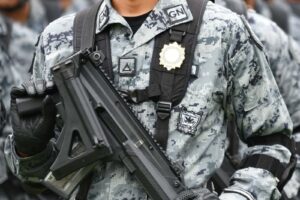 Comando ataca a elementos de la Guardia Nacional en Sinaloa; hay 8 detenidos