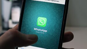 WhatsApp refuerza seguridad para evitar robo de cuentas