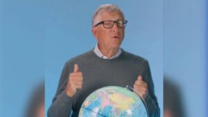 Bill Gates explica por qué prefiere contratar a personas “perezosas” para tareas complejas