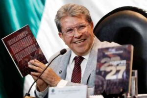 Ricardo Monreal presenta en la Cámara de Diputados su libro “27 razones para el 2027”