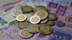 Recibes pagos en efectivo: esto debes saber ante el SAT