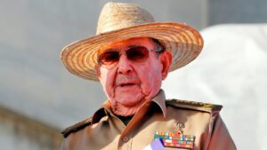 Juez de Miami ordena la detención del expresidente cubano Raúl Castro