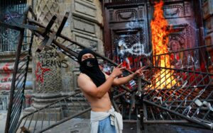 Cinco detenidos por disturbios tras marcha por el agua en Guadalajara