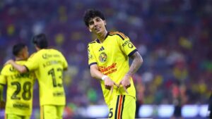 Kevin Álvarez, contento con su presente y con la ilusión de regresar a Selección Mexicana