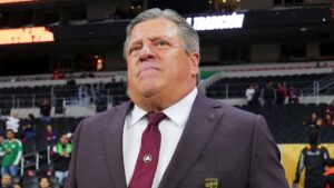 Miguel Herrera pone su continuidad al frente del Atlante en manos de la directiva