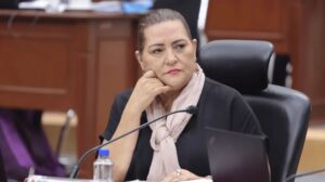 Claudia Sheinbaum evita pronunciarse sobre posible salida de Guadalupe Taddei del INE